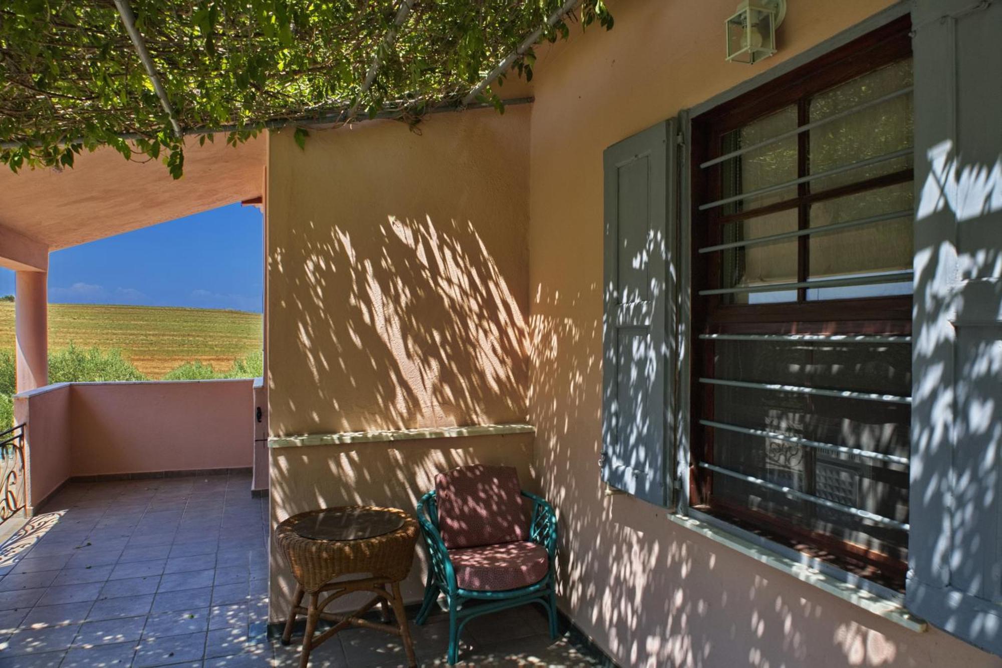 Vintage In Halkidiki Néa Fókaia